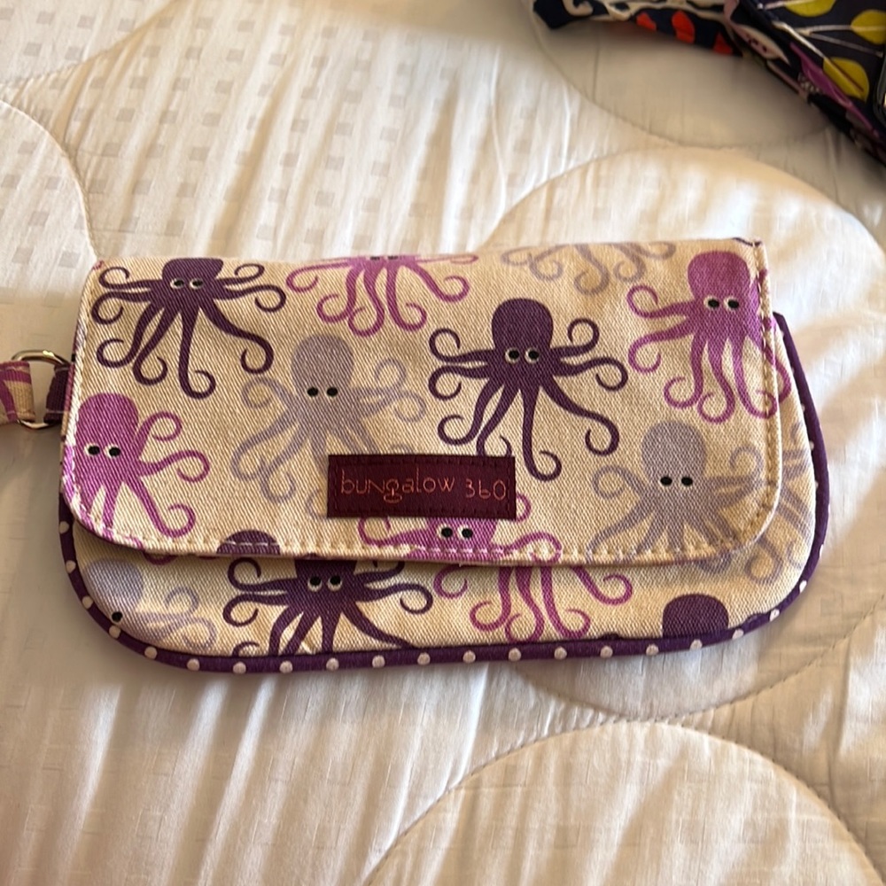 Bungalow 360 octopus wristlet